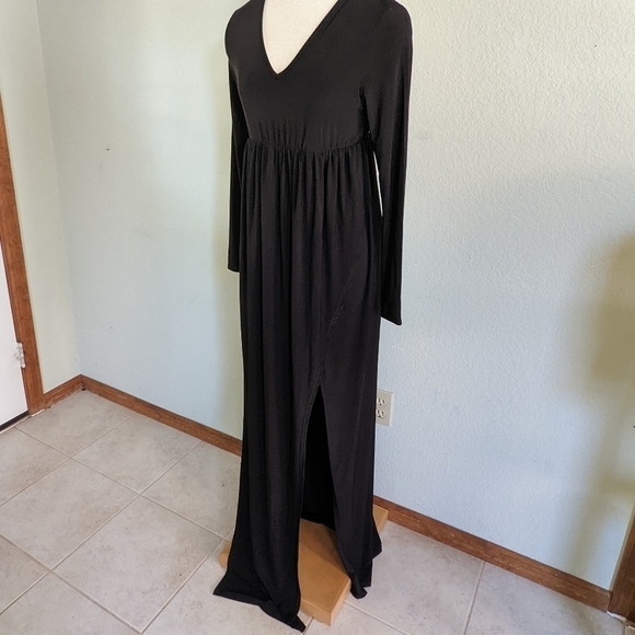 Club L Maternity Slinky Plunge V Neck Maxi Dress with M Slit Sz 12 in Black NWT - Picture 6 of 12
